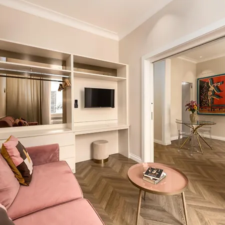 Allegra Elegante Centro Storico Rome